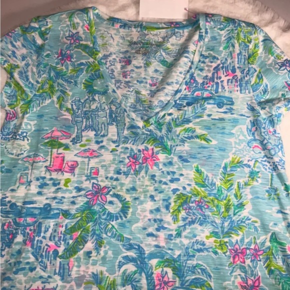 Lilly Pulitzer NWT Etta V-Neck Top What A Lovely Place $48 Size XXS - Picture 3 of 8